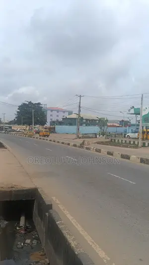 Filling Station with Supermarket Space for Sale, Ikotun Idimu/Isheri Road