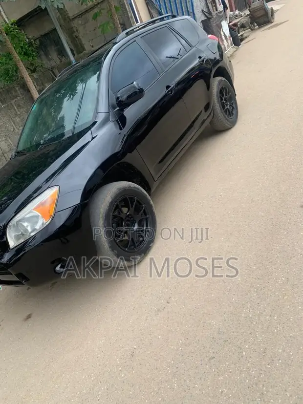 Toyota RAV4 I4 4x4 2006 Black - 1