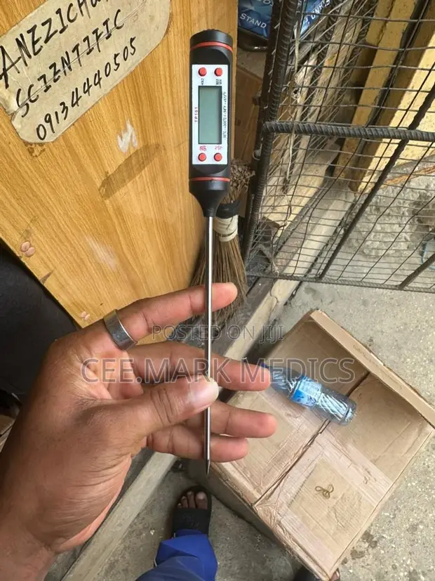 Stem Probe Thermometer - Digital - 1