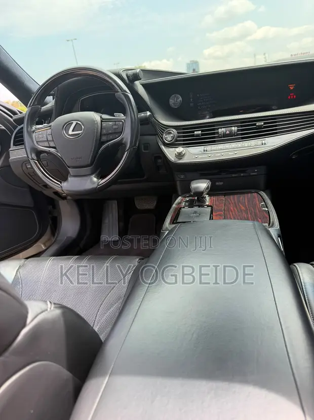 Lexus LS 500 AWD 2018 Gray - 1