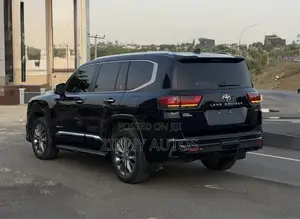 New Toyota Land Cruiser 2025 VX-R
