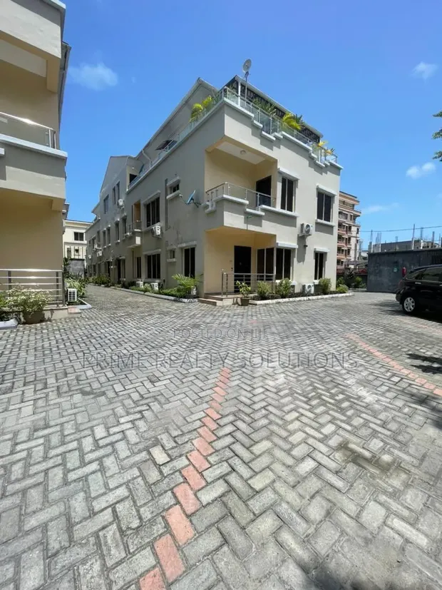 3-Bedroom Penthouse Apartment for Rent in Oniru, Victoria Island - 1