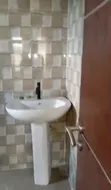 3 Bedroom Apartment don haya a Agege, Agbotikuyo - 2