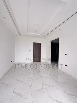 4 Bedroom Townhouse/Terrace in Lekki Scheme 3 for Sale