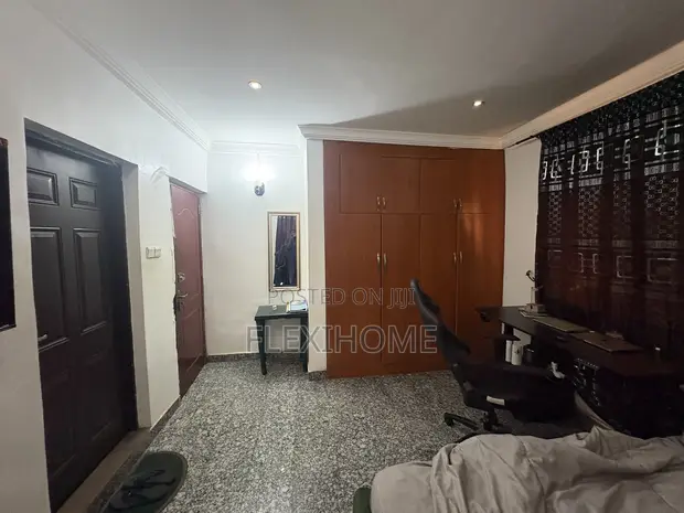 3-Bedroom Block of Flats a Rent a Kabusa Garden Estate, Galadimawa - 1