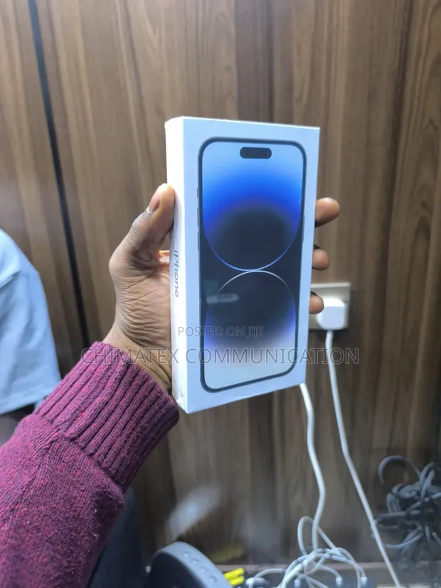 New Apple iPhone 14 Pro Max 512GB White - 1