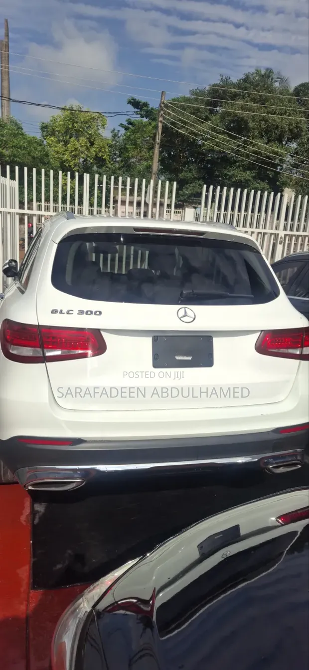 2016 Mercedes-Benz GLC300 Waje Amfani Shuɗi - 1