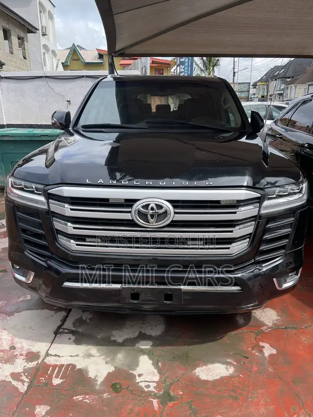 Toyota Land Cruiser 2011 4.5 V8 VXR - 1