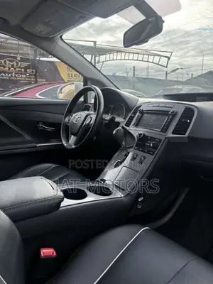 Toyota Venza Limited AWD V6 2013