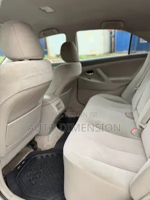 2011 Toyota Camry LE Gold