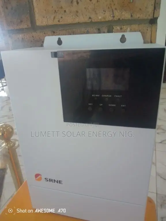 SRNE 1500W 12V MPPT Solar Inverter - 1