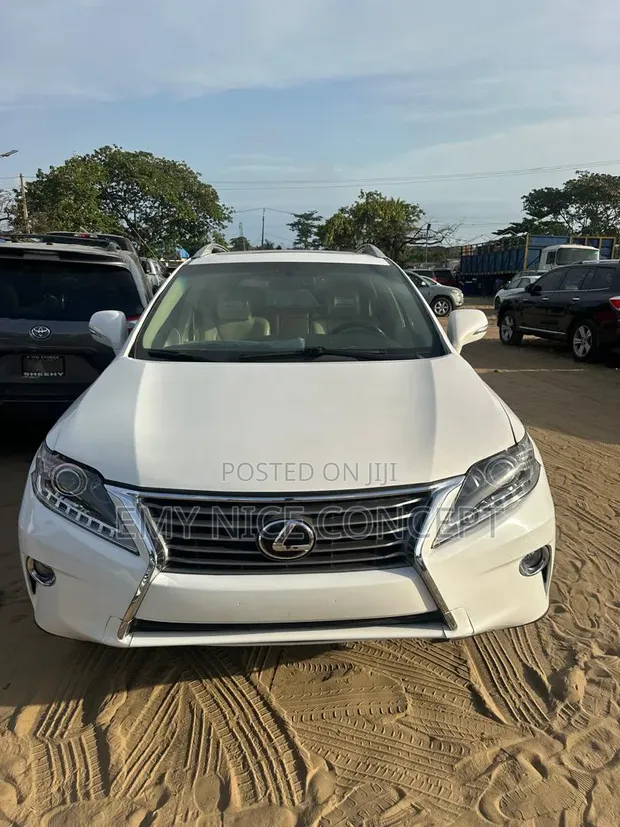 Lexus RX 350 FWD 2013 Fari - 1