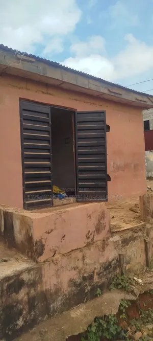 Spacious Shop for Rent in Igando