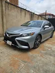 2020 Toyota Camry SE FWD Silver - 4
