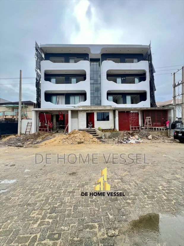2 Bed Apartment Don Sayarwa a Lekki Phase 1 - 1