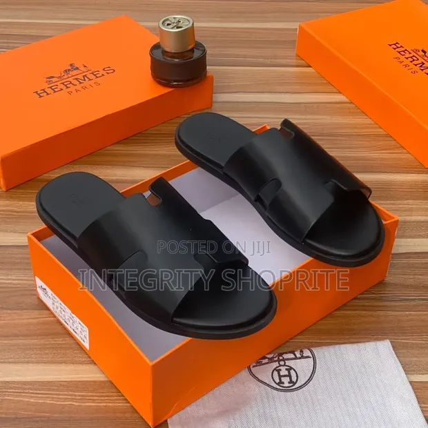 Hermès-Style Slip-On Flat Sandals - Black - 1