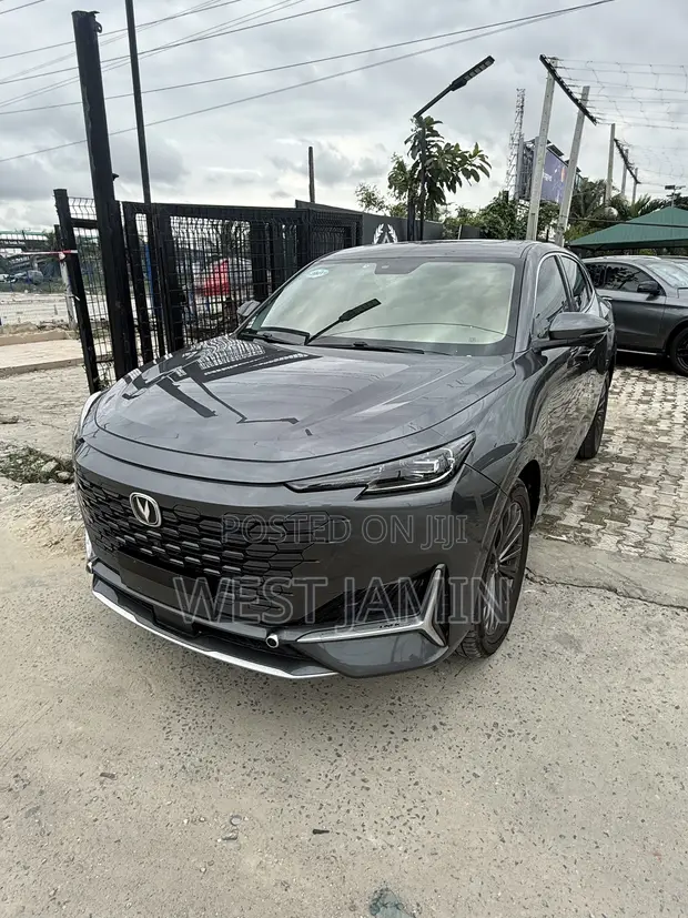 Changan UNI-T 2021 Grey - 1