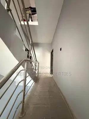 Sabon Ginin Apartment Mai Dakuna 3 a Ikeja Don Siyarwa