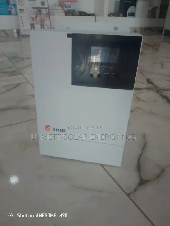 SRNE 1.5kW 12V Solar Hybrid Inverter - 1