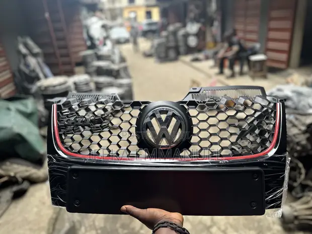 Volkswagen Jetta/Golf 5 GLI Front Grille - Brand New - 1