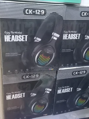 William's CK-129 Wireless On-Ear Headphones