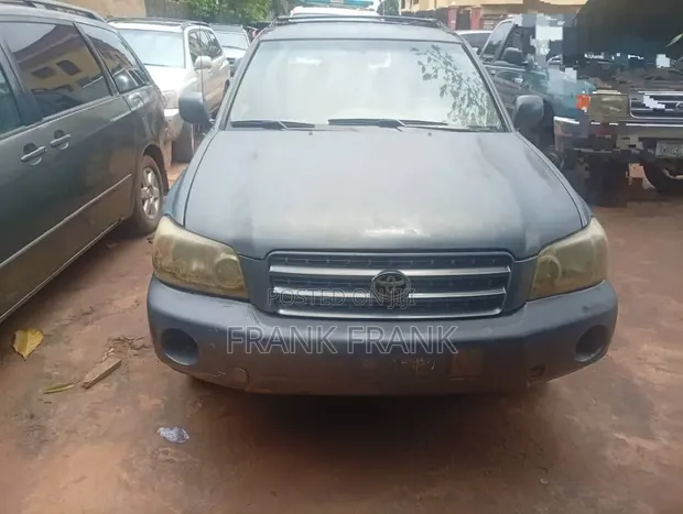 Toyota Highlander 2005 Grey - 1