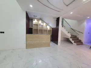 4 Bedroom Luxury Duplex da BQ Sayarwa a Obawole, Ifako Ijaiye