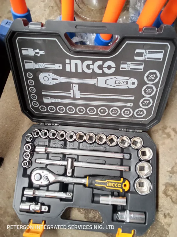 Ingco 25-Piece 1/2" Socket Set - 1