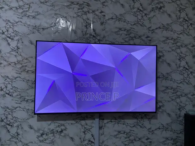Royal Smart Android TV 58” 4K UHD - 1