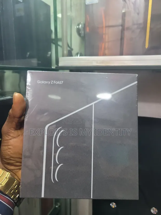 New Samsung Galaxy Z Fold7 256GB Black - 1
