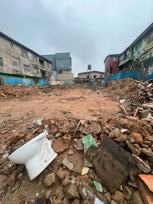 Rijista: 537sqm Filin Kasuwanci, Ojota Bus Stop
