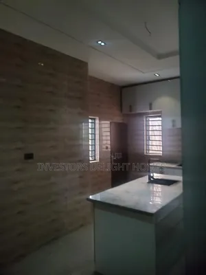 Babban Gidan 5-Bedroom Duplex Don Siyarwa a Oshimili North, Asaba