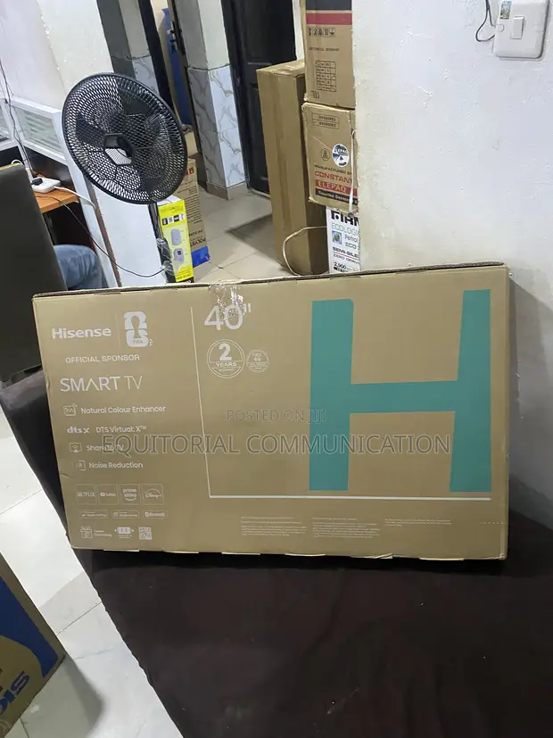 Hisense 40 Inch Modern Smart TV - 1