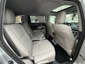 2014 Toyota Highlander Limited SUV - Silver