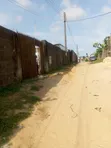 1.5 Plot Busasshen Ƙasa Mai Shinge da Get don Siyarwa, Bashorun, Majek - 3