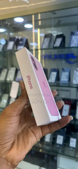 New Apple iPhone 16 128GB Pink