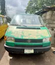 Volkswagen Transporter 2003 Green - 2