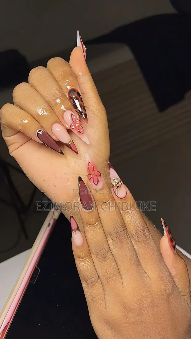 Professional Nail Technician - Affordable Services - 1