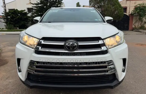 2018 Toyota Highlander Limited 4x2 V6 SUV - Fari - 1