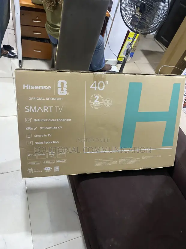Hisense 40" Smart LED TV - 1