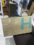 Hisense 40" Connected Smart TV - 1