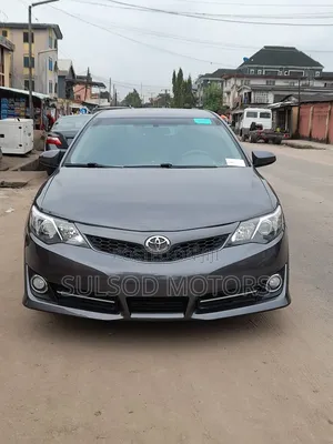 2014 Toyota Camry SE Sport Sedan