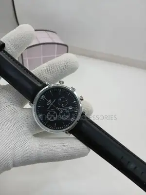 Unisex Luxury Leather Wristwatch - Black/Silver