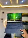 Dell XPS 13 Laptop - Intel Core i7, 8GB RAM, 256GB SSD - 2