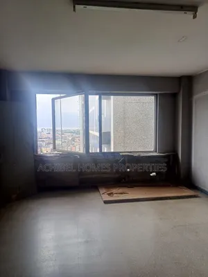 Wurin Aiki Mai Girman 23.44 sqm Don Hayarwa, Lagos Island