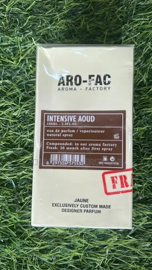 Aroma Factory Parfum daga Fragrance World