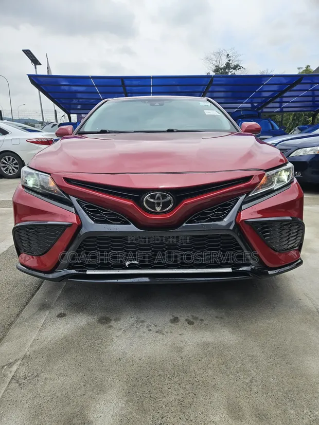 Toyota Camry 2022 Maroon - 1