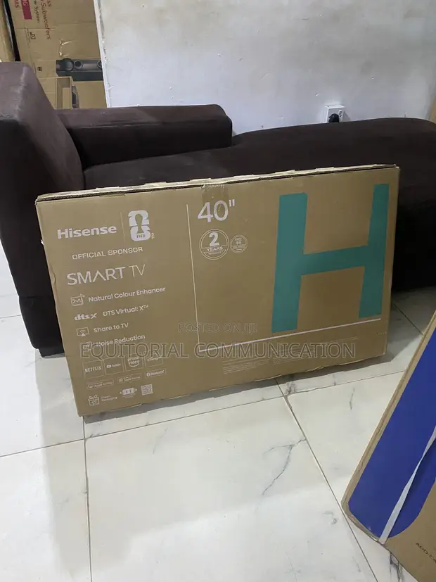 Hisense 40" Smart LED TV - 1