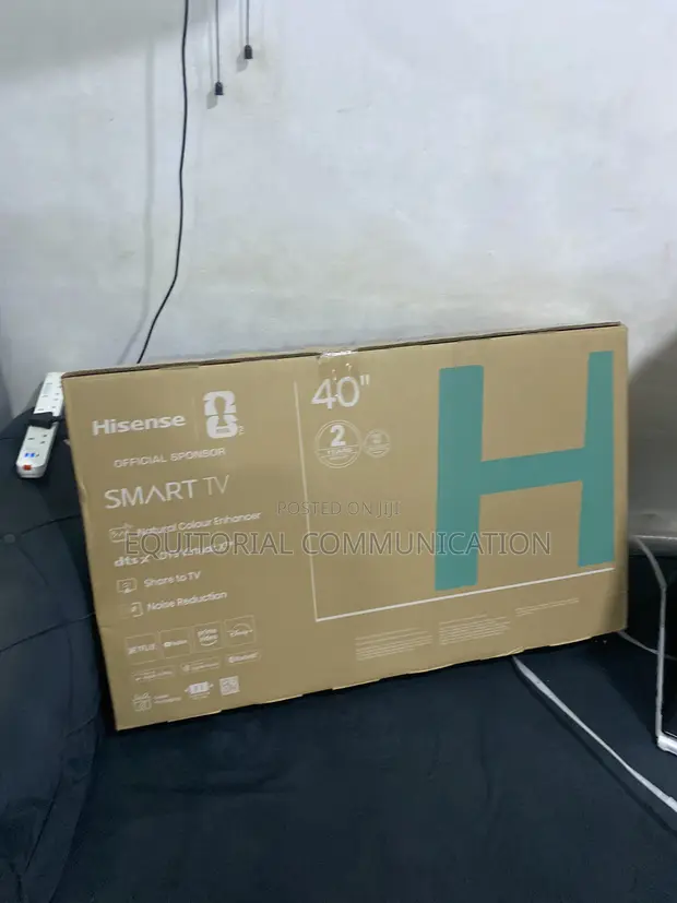 Hisense 40" Smart LED TV - 1