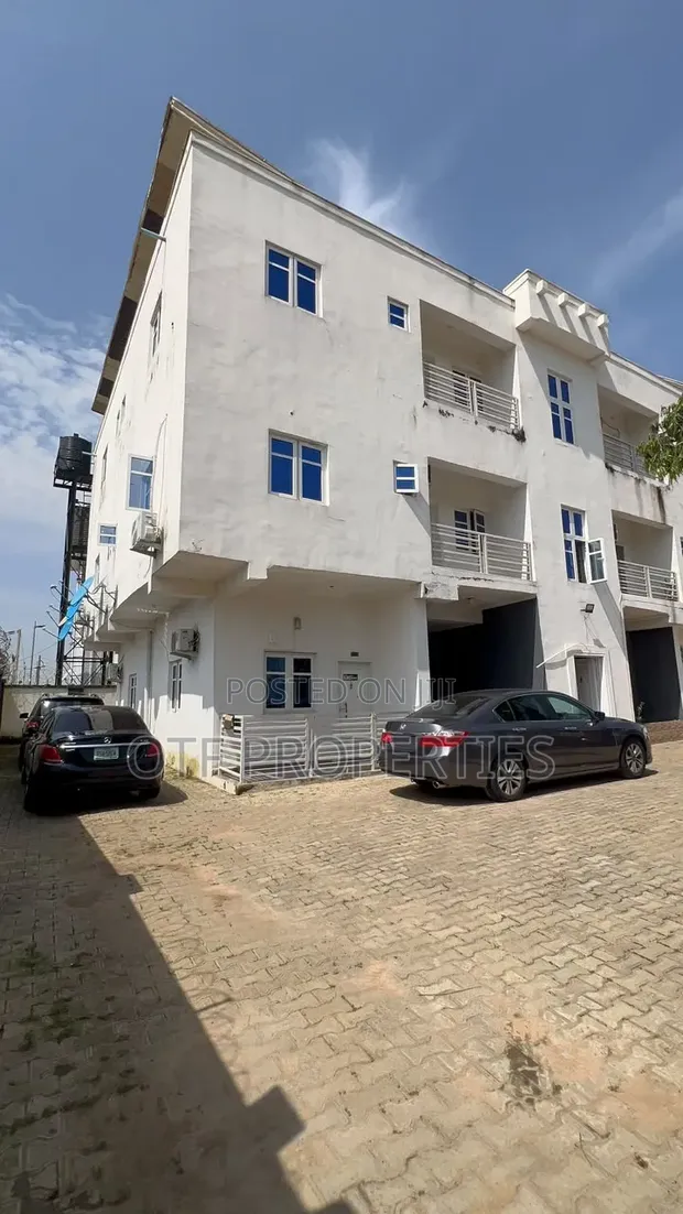 2 Bedroom Apartment for Sale in Katampe, Abuja - 1